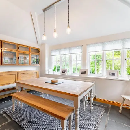 4 Bed In Troutbeck Bridge Oc-Lr089 *