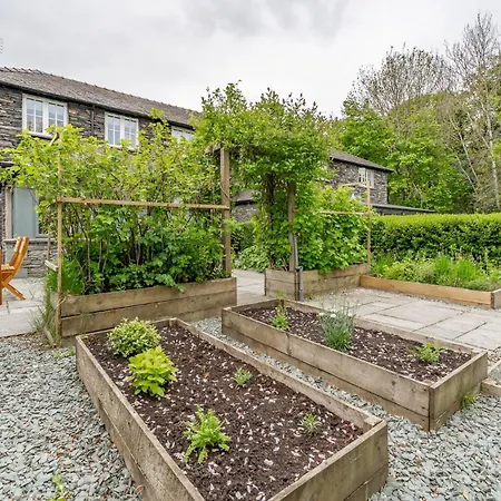 Сasa de vacaciones 4 Bed In Troutbeck Bridge Oc-Lr089 *