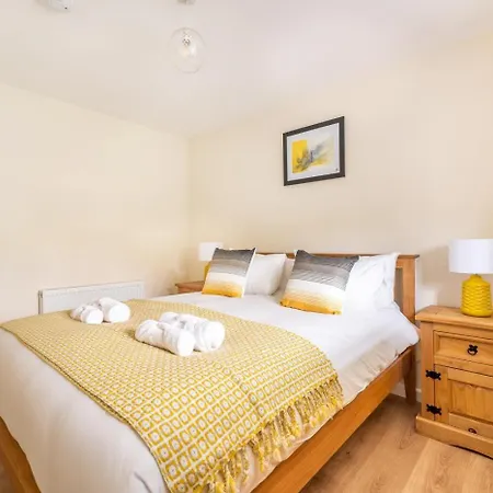بيت للعطل 4 Bed In Oc-lr089